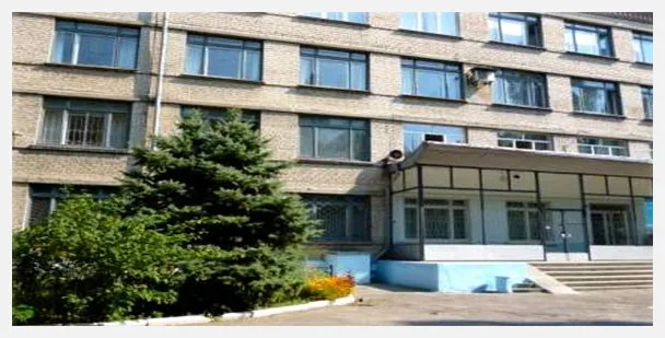 Фаховий коледж економіки та бізнесу ДНУ ім. О.Гончара foto5-273