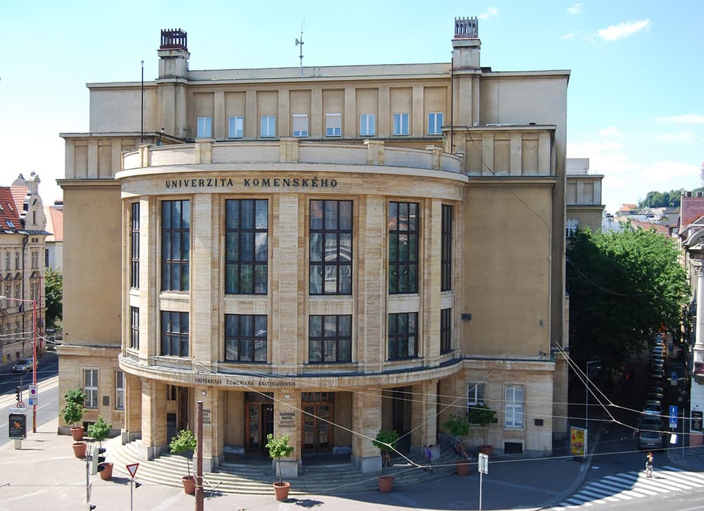 Університет Коменського у Братиславі